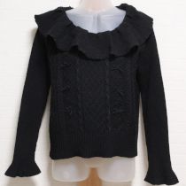 黒リボン付きケーブル編みセーター